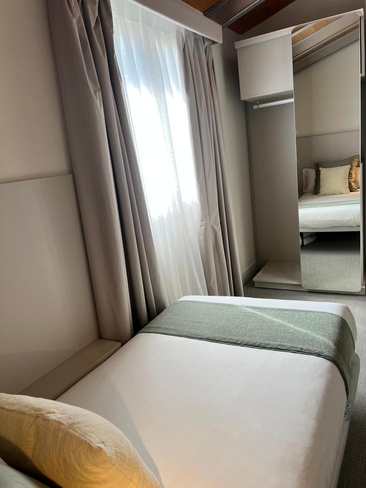 Vtz Hotel San Valero Zaragoza Luaran gambar